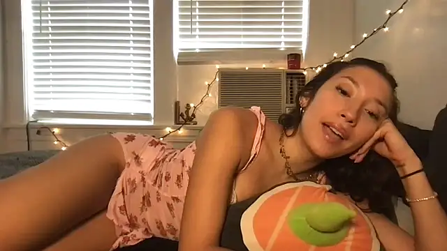 yoursweetestlilly online show from 03.28.26