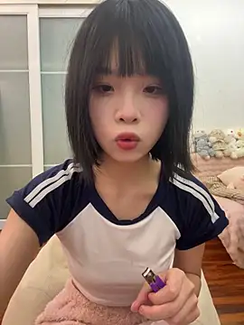 Snapshot of qiqi_x chatting on 02.11.26 qiqi x online show from 02.11.26