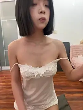 Snapshot of qiqi_x chatting on 03.03.26 qiqi x online show from 03.03.26