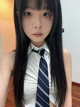 qiqi x online show from 05.17.26