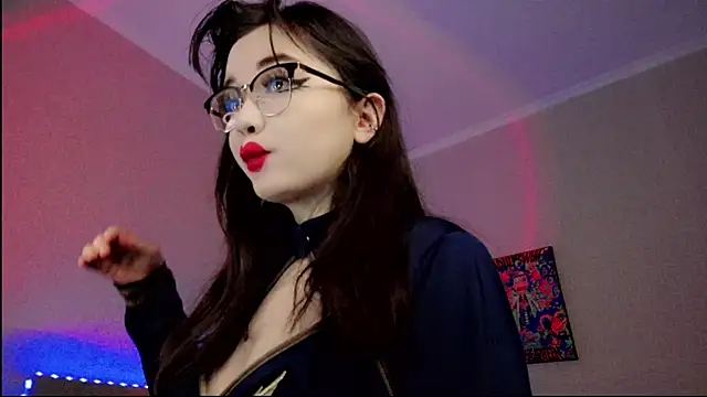 Dazzl1ngFire online show from 12.22.25