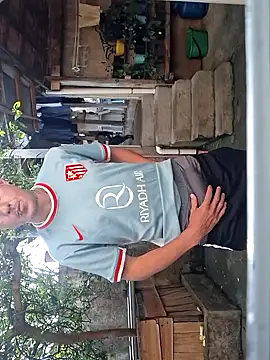 Snapshot of Bottz777 chatting on 10.12.25 Bottz777 online show from 10.12.25