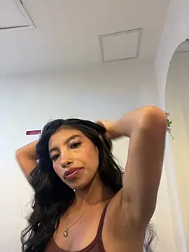 Tiffany Low online show from 06.27.26