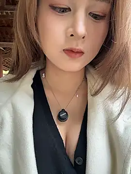 yuki june online show from 02.08.26