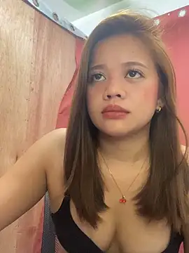 yoursexyladyLory19 online show from 12.03.25