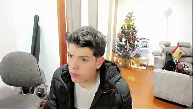 Snapshot of mattebret11 chatting on 11.13.25 mattebret11 online show from 11.13.25