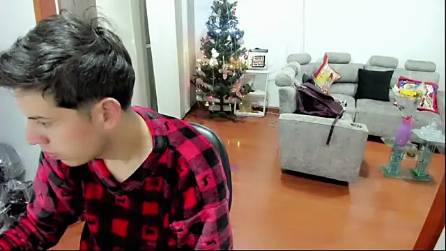 Snapshot of mattebret11 chatting on 11.14.25 mattebret11 online show from 11.14.25