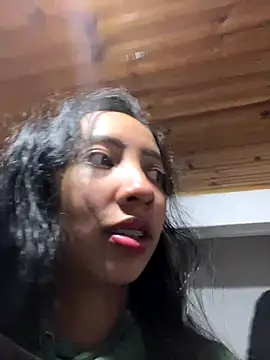 Snapshot of mattebret11 chatting on 12.16.25 mattebret11 online show from 12.16.25