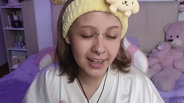 NekoWaifu online show from 05.12.26