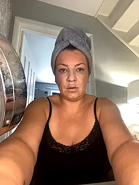 Snapshot of PoppyPrincessxox chatting on 09.22.25 PoppyPrincessxox online show from 09.22.25