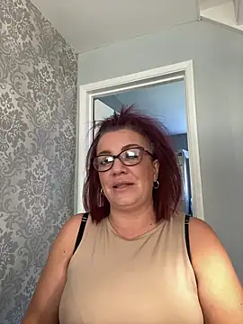 Snapshot of PoppyPrincessxox chatting on 09.30.25 PoppyPrincessxox online show from 09.30.25