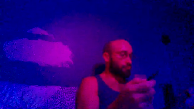 Snapshot of versatilevortex chatting on 10.13.25 versatilevortex online show from 10.13.25