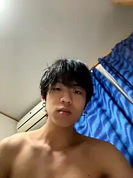 Snapshot of aa135777 chatting on 10.21.25 aa135777 online show from 10.21.25