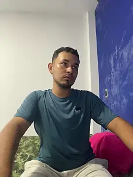 ROGERMACKENZIE online show from 03.05.26