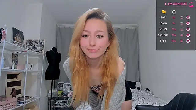 SandyCramerrr online show from 12.16.25