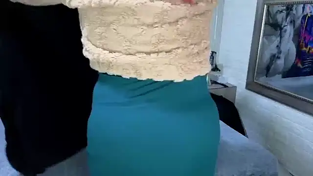 sofiagutierrez   online show from 10.22.25