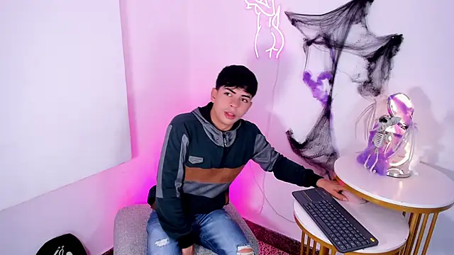 Peter chase online show from 10.22.25