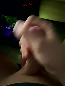 Snapshot of jstntz chatting on 01.06.26 jstntz online show from 01.06.26