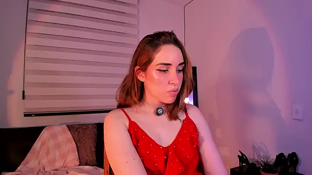 SarahCastillo  online show from 10.13.25