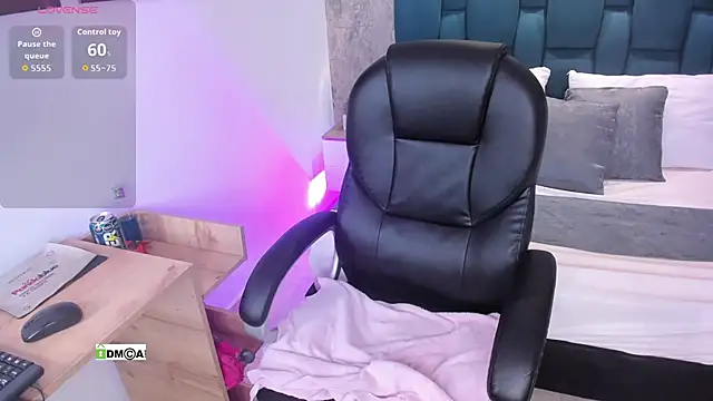 Bellavelvet 1 online show from 09.25.25