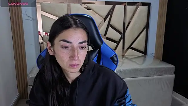 Maily a  online show from 02.13.26