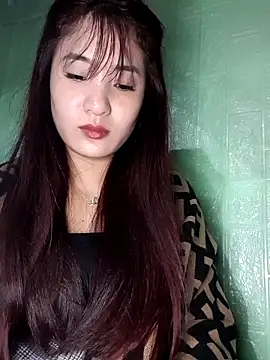 Snapshot of Linksys_nicee chatting on 12.15.25 Linksys nicee online show from 12.15.25