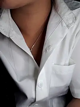 Snapshot of Linksys_nicee chatting on 02.15.26 Linksys nicee online show from 02.15.26