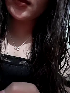 Snapshot of Linksys_nicee chatting on 02.26.26 Linksys nicee online show from 02.26.26