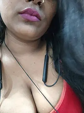 Snapshot of Jasmine_Januja chatting on 07.10.26 Jasmine Januja online show from 07.10.26