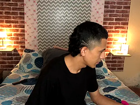 KaMila M00N online show from 09.18.25