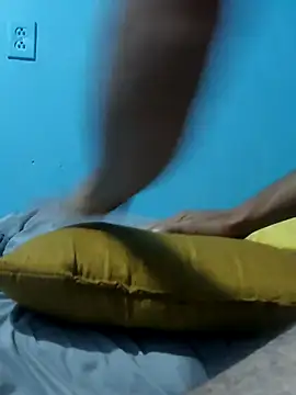 Snapshot of elflacodel25 chatting on 09.18.25 elflacodel25 online show from 09.18.25