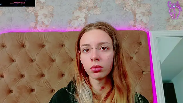 CoraVex online show from 10.09.25