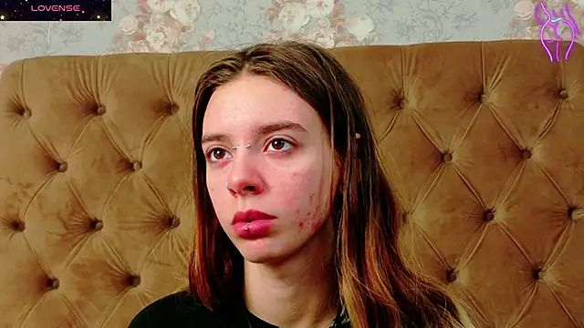 CoraVex online show from 11.30.25