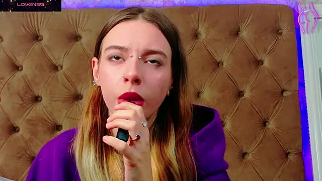 CoraVex online show from 12.05.25