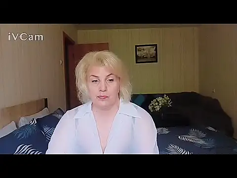 Snapshot of Solveth chatting on 08.03.26 Solveth online show from 08.03.26