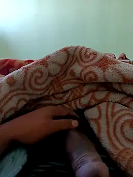 Snapshot of romero115 chatting on 10.30.25 romero115 online show from 10.30.25