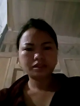 emly-xinh18 online show from 09.30.25