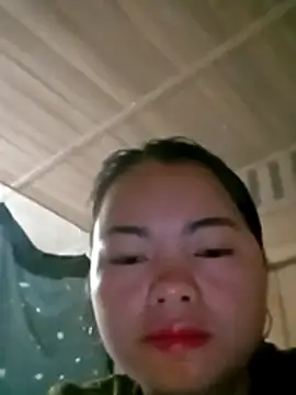 emly-xinh18 online show from 12.16.25