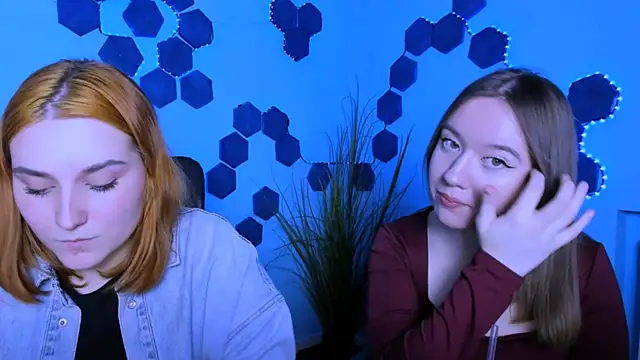 casey meow  online show from 02.27.26