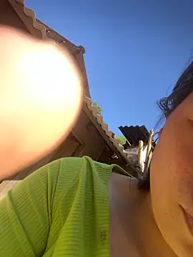 Qinjid002 online show from 11.30.25