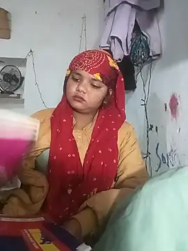 Hot Shredha online show from 11.11.25