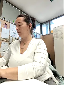 bichota85 online show from 03.10.26