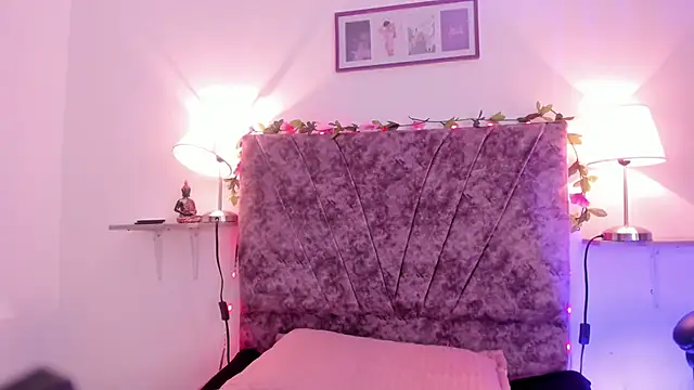 sharlot montalvo  online show from 10.23.25