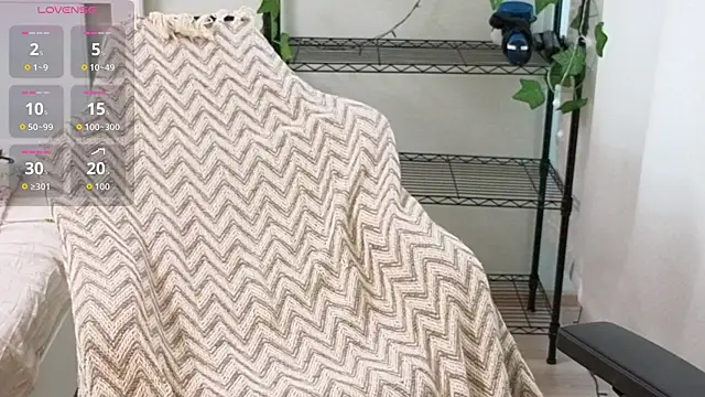 Snapshot of lunatale2 chatting on 09.22.25 lunatale2 online show from 09.22.25