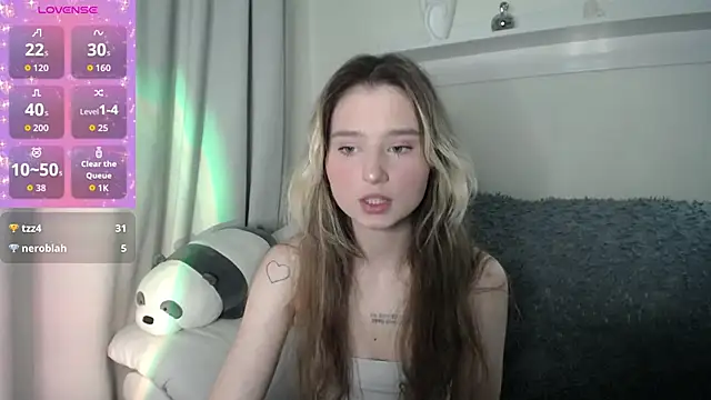 Snapshot of _Lua__ chatting on 10.09.25 Lua online show from 10.09.25