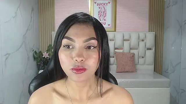 lissandra s online show from 11.21.25