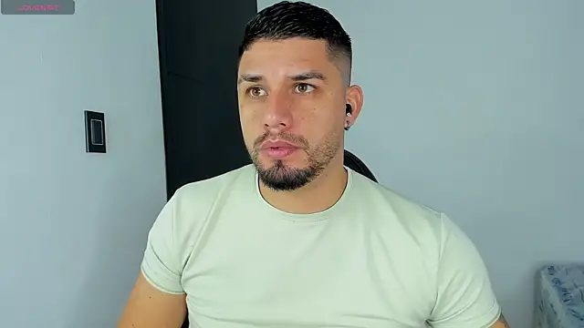 Snapshot of Jacob19_ chatting on 09.18.25 Jacob19  online show from 09.18.25