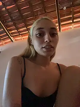 loirinhaaa online show from 04.21.26