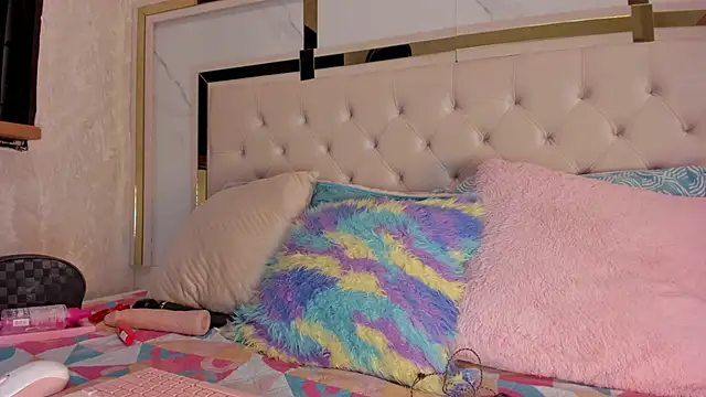 mia vy online show from 01.18.26