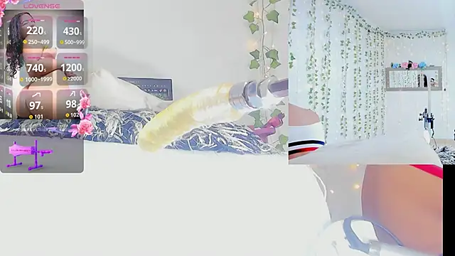 Snapshot of Ashley__Jones__ chatting on 04.23.26 Ashley Jones online show from 04.23.26